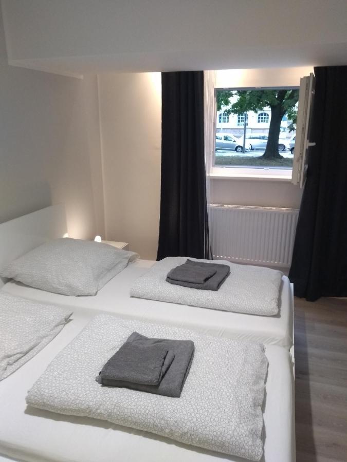 City-Apartment Spreeufer Im Herzen Berlins Exterior foto